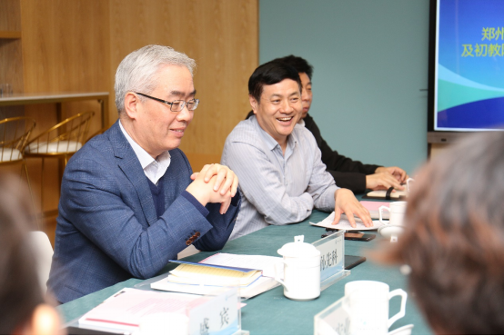 11郑州师范学院副校长刘济良讲话.png 11郑州师范学院副校长刘济良讲话.png