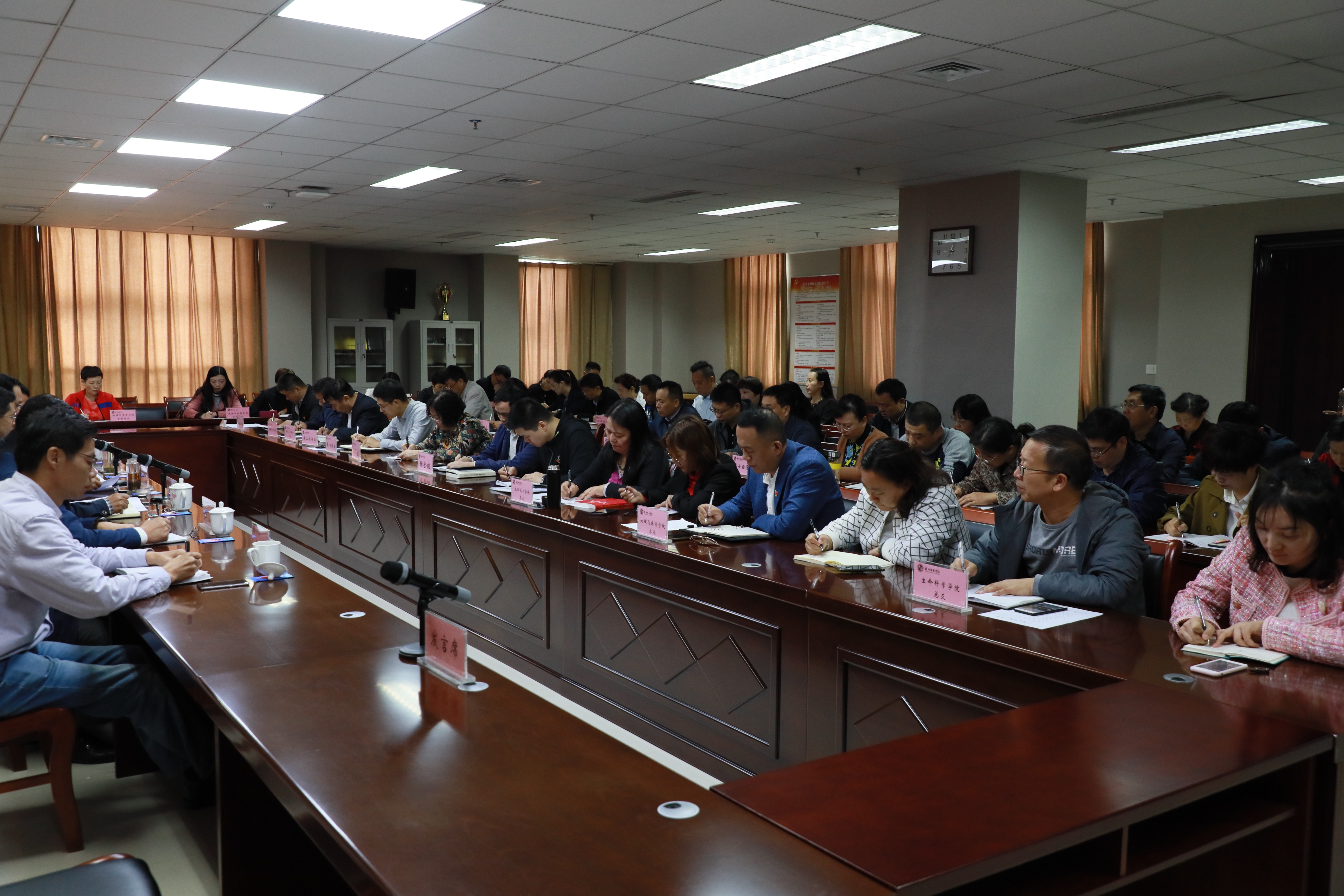 02(12).JPG 02(12).JPG