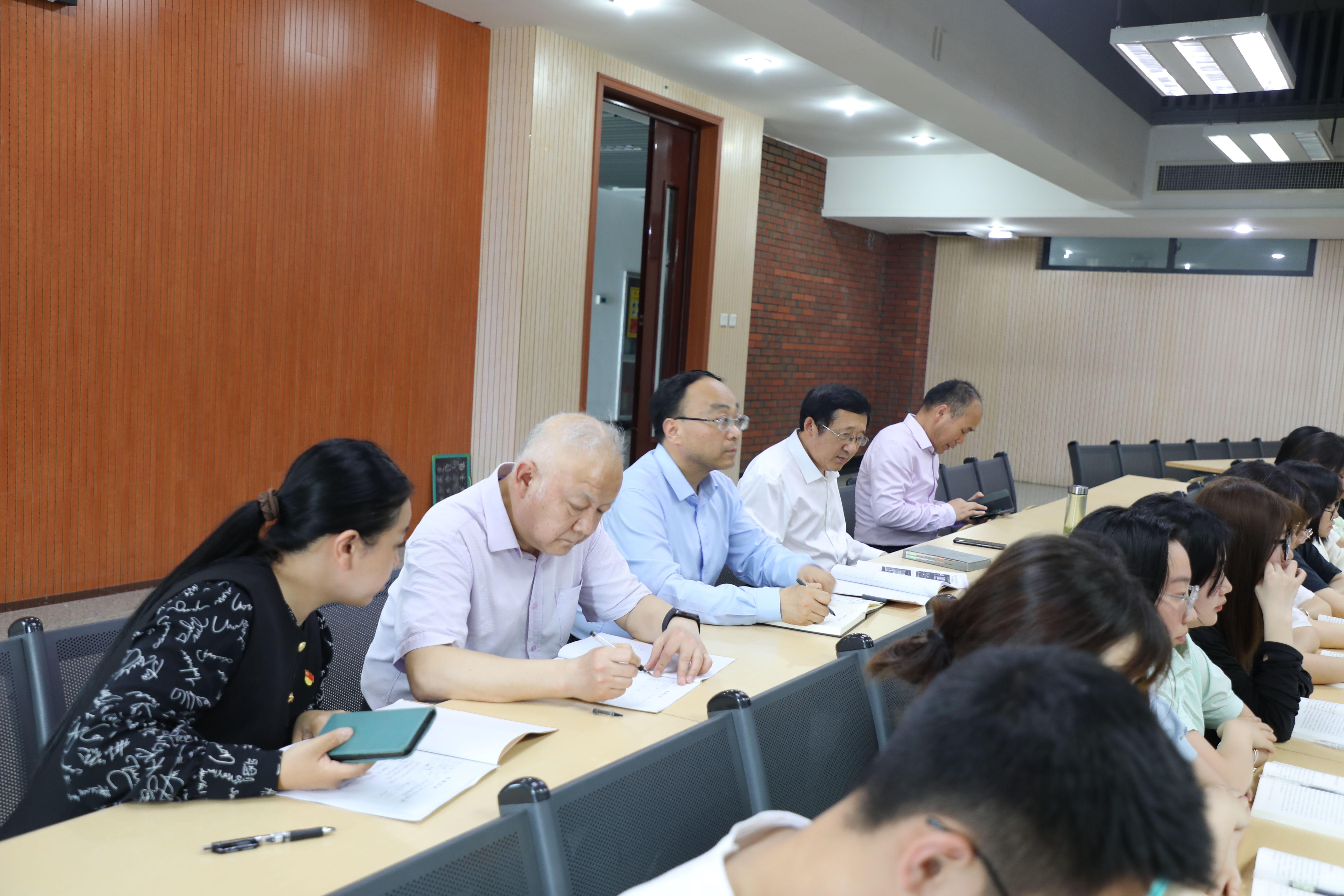 马院-3.jpg 马院-3.jpg